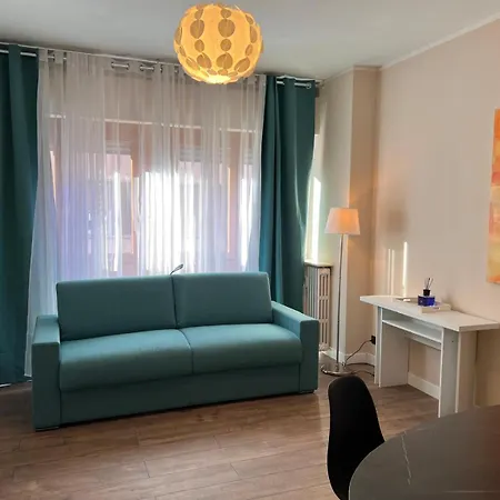 Kibilu - Elegant City-center Near Hospitals Fast Wi-fi Apartman *